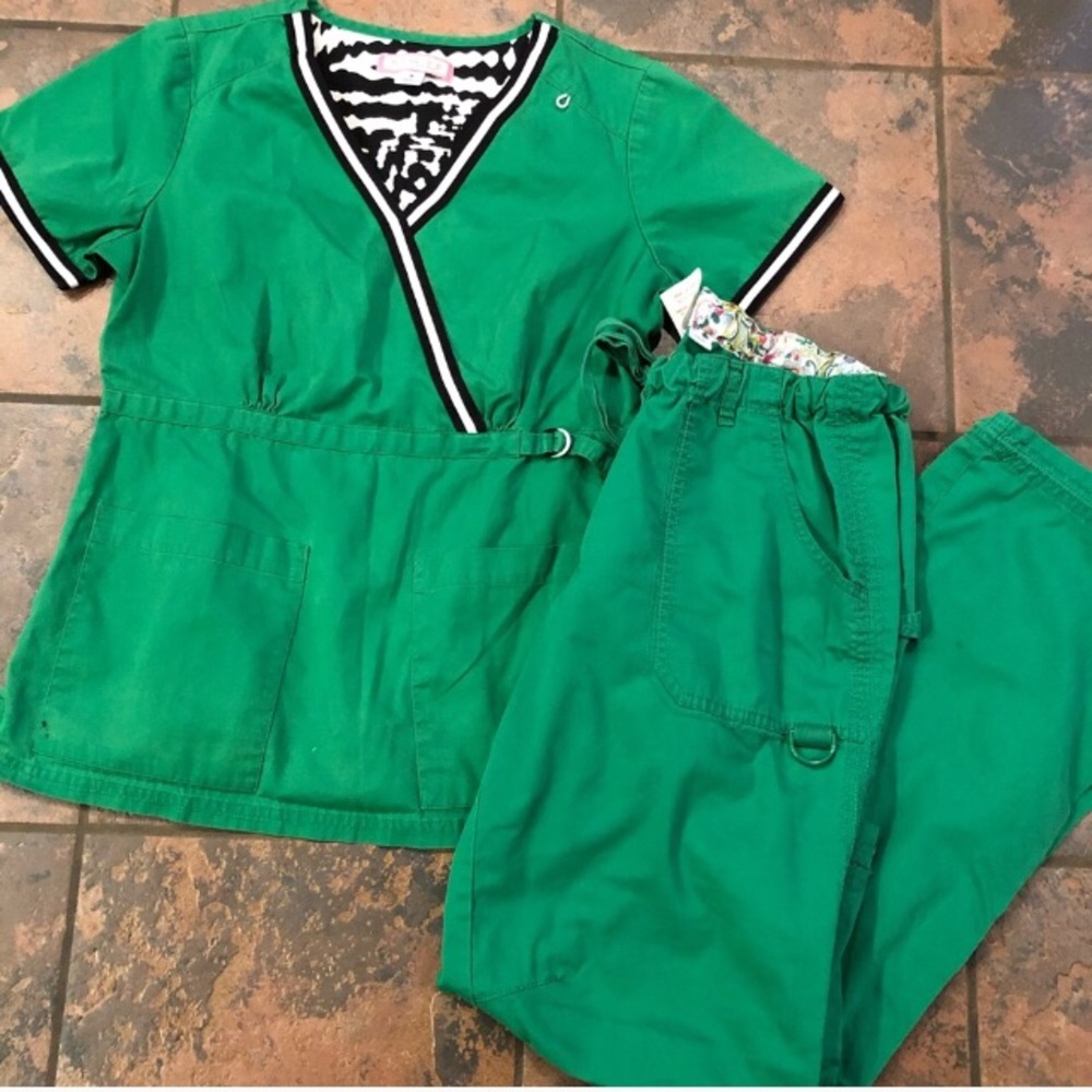 Scrub Set